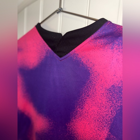 Jordan Purple and Pink Gradient Jersey - Picture 5 of 16
